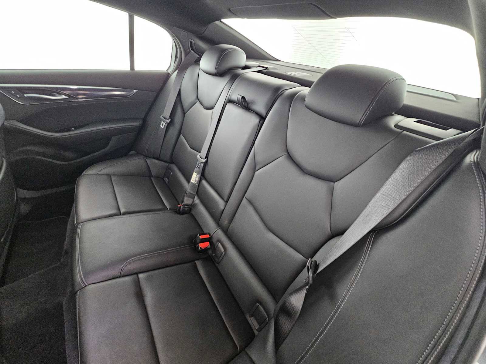 Used 2020 Cadillac CT5 Luxury w/ Cold Weather Package image 17