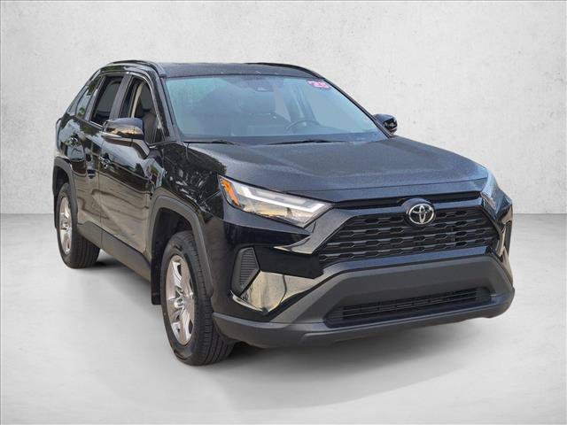 Used 2025 Toyota RAV4 XLE FWD image 3