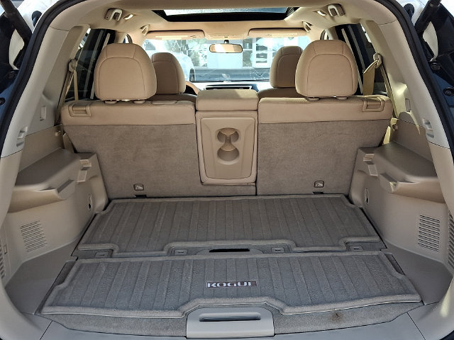 Used 2015 Nissan Rogue SV w/ SV Premium Package FWD image 29