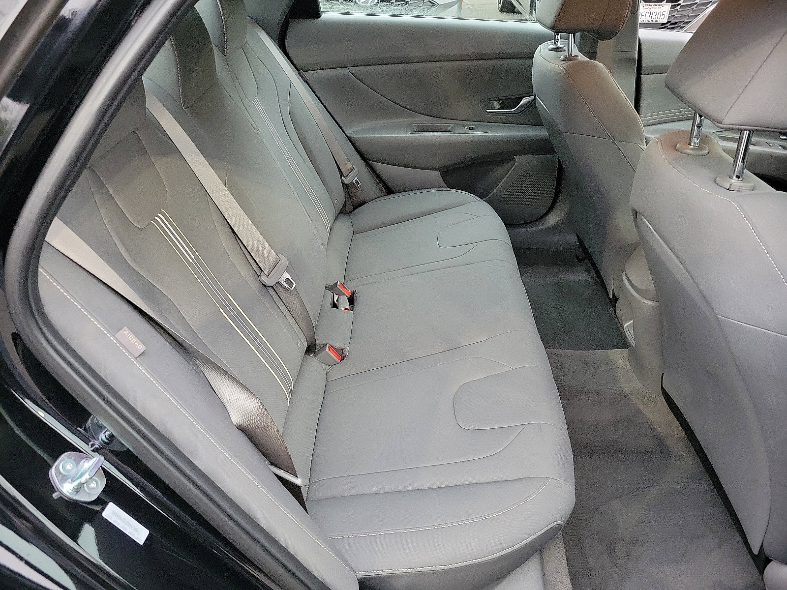 Certified 2025 Hyundai Elantra Sport image 16