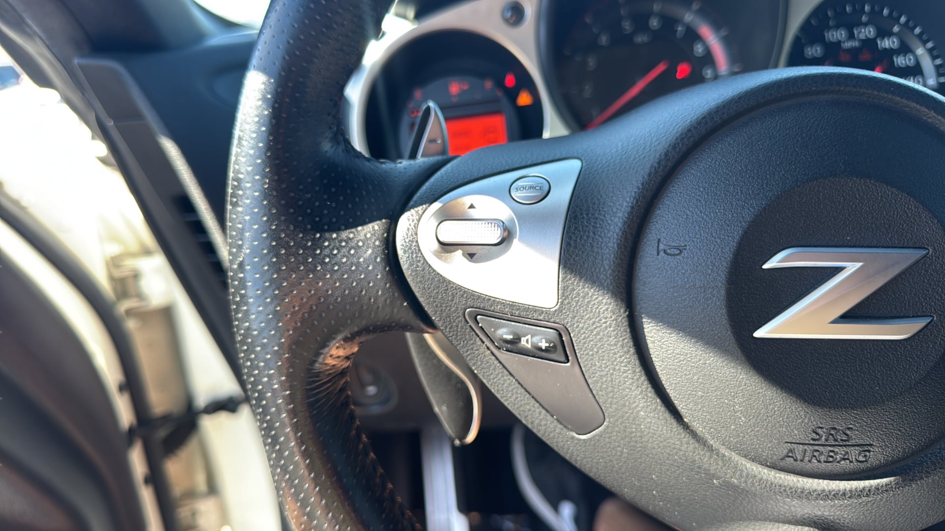 Used 2013 Nissan 370Z Coupe RWD image 27