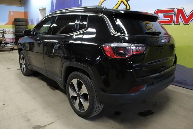Used 2018 Jeep Compass Latitude w/ Popular Equipment Group image 6