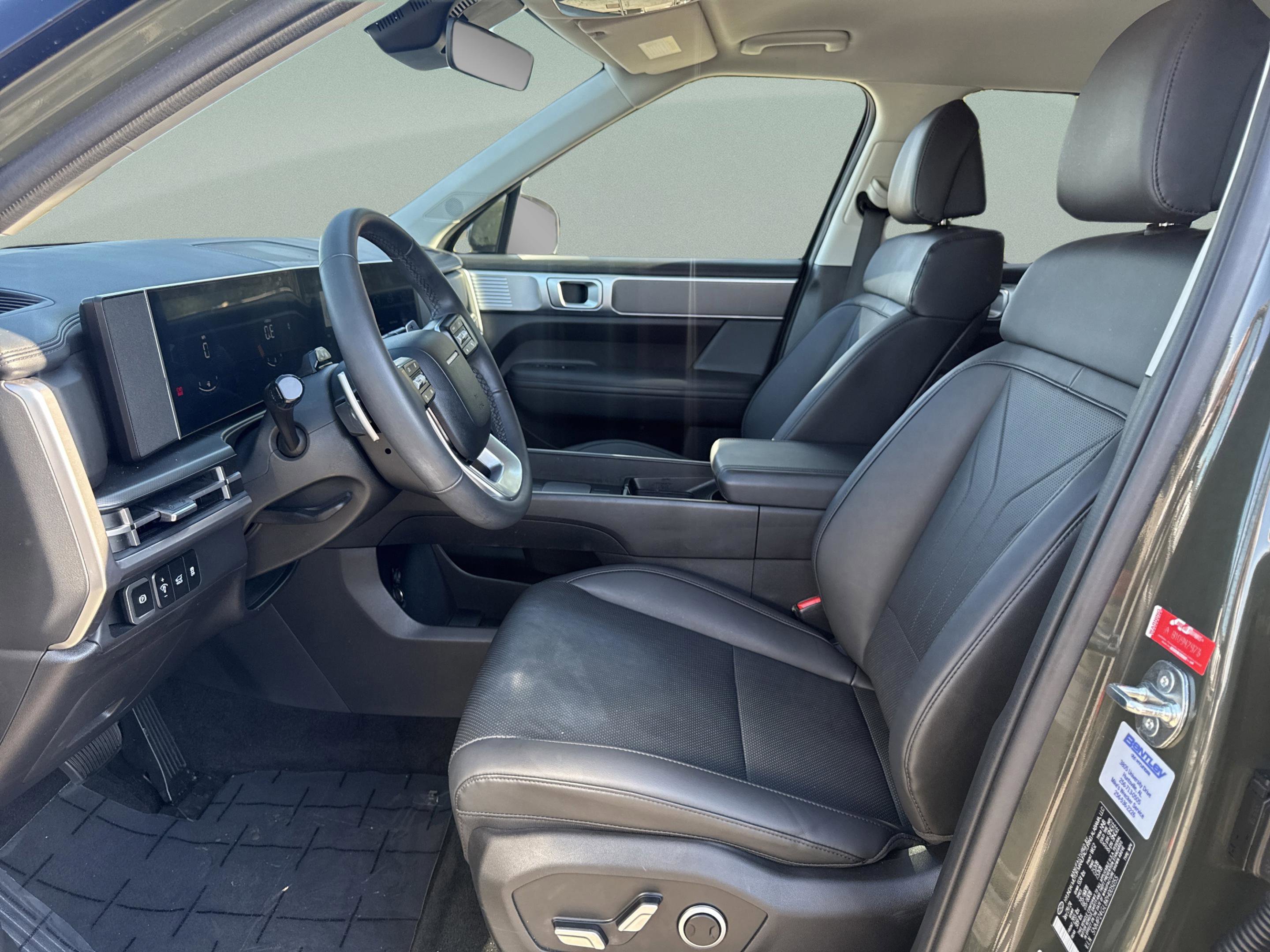 Used 2024 Hyundai Santa Fe SEL image 12