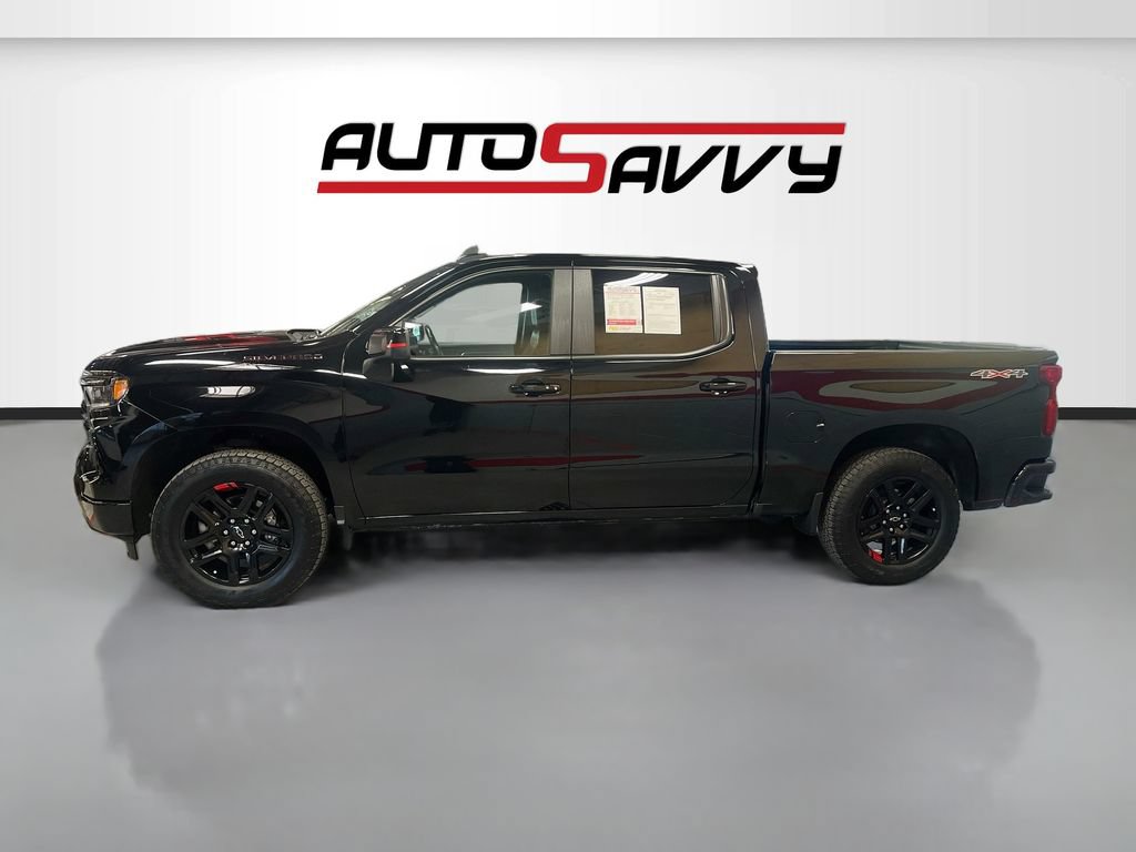 Used 2024 Chevrolet Silverado 1500 RST w/ Redline Edition AWD/4WD image 4