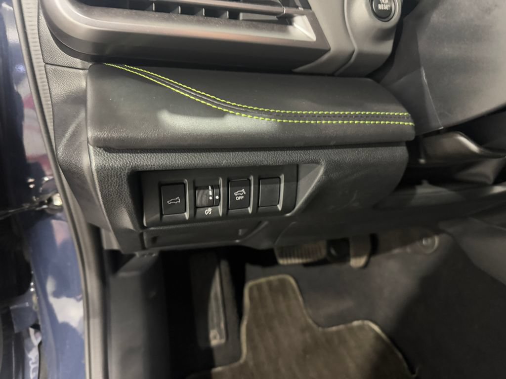 Used 2025 Subaru Outback Onyx Edition AWD/4WD image 36