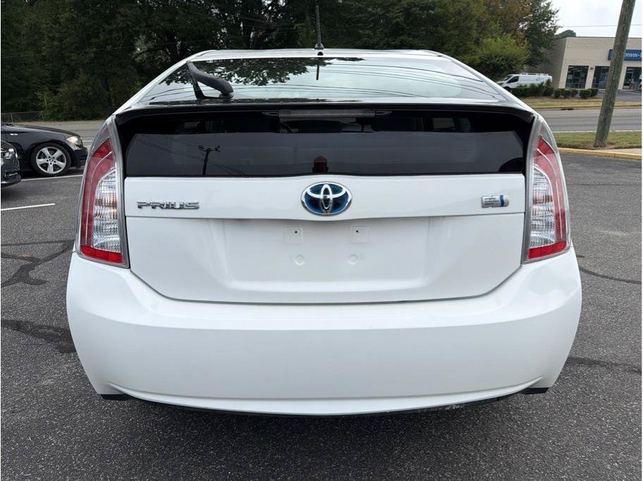 Used 2015 Toyota Prius Two FWD image 5