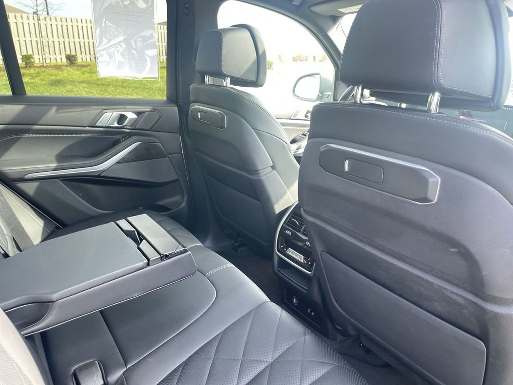 Used 2024 BMW X5 xDrive40i image 32