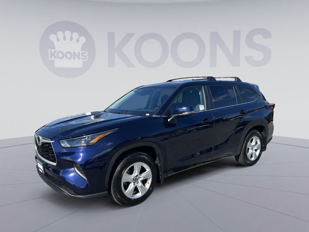 Used 2023 Toyota Highlander L AWD/4WD image 1