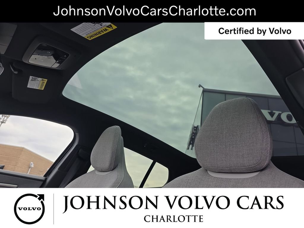 Certified 2025 Volvo EX30 Ultra w/ Climate Package image 29