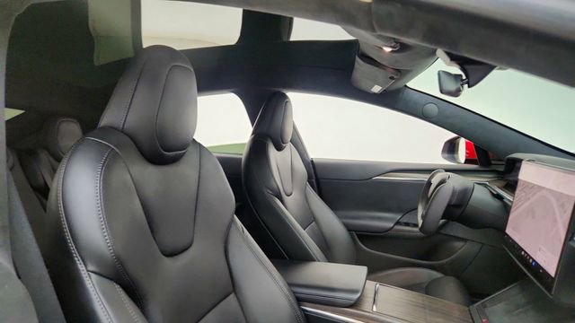 Used 2022 Tesla Model S image 20