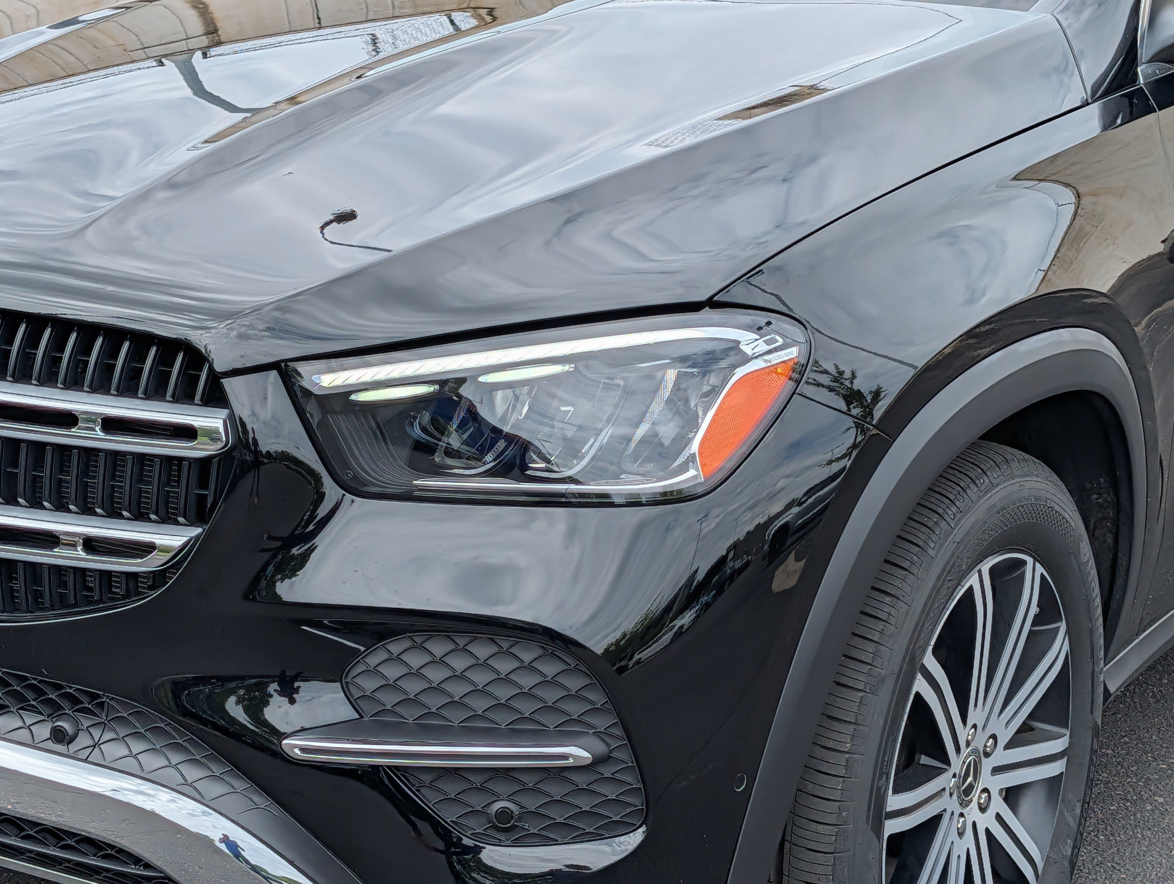Used 2024 Mercedes-Benz GLE 450 4MATIC image 17