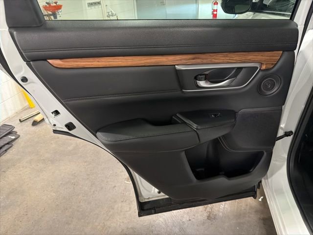 Used 2020 Honda CR-V Touring image 10