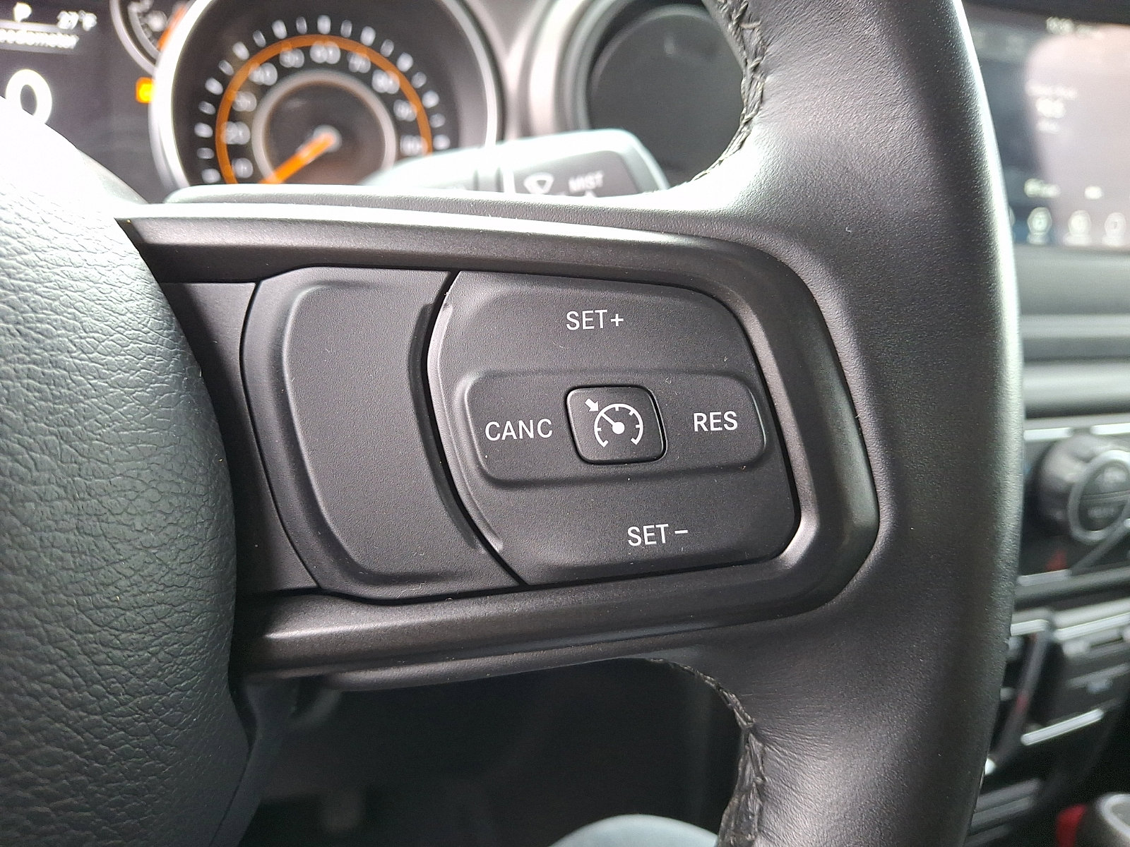 Used 2022 Jeep Gladiator Sport image 23