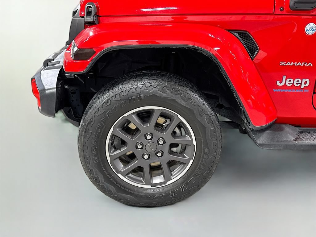 Used 2023 Jeep Wrangler Unlimited Sahara AWD/4WD image 11