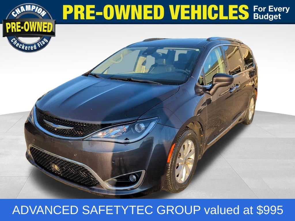 Used 2018 Chrysler Pacifica Touring-L Plus w/ Advanced Safetytec Group FWD image 1