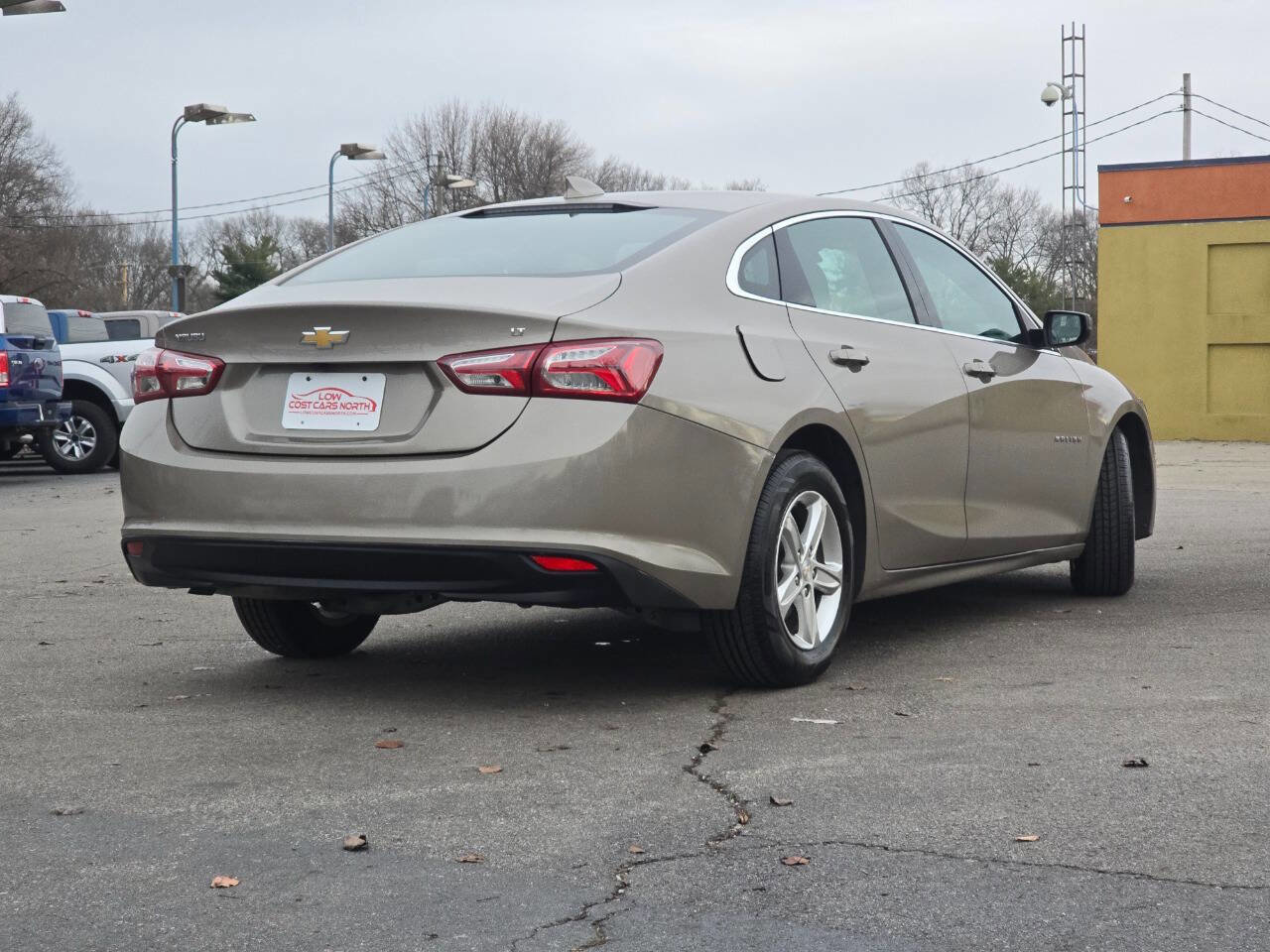 Used 2022 Chevrolet Malibu LT image 9