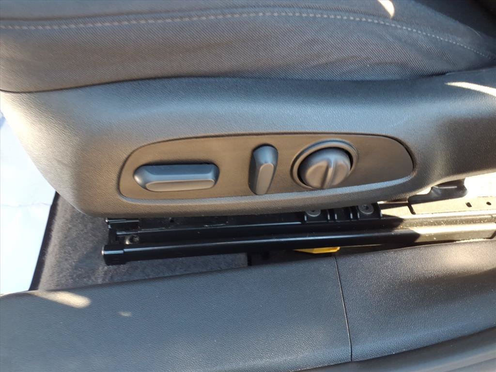 Used 2024 Chevrolet Malibu LT FWD image 25