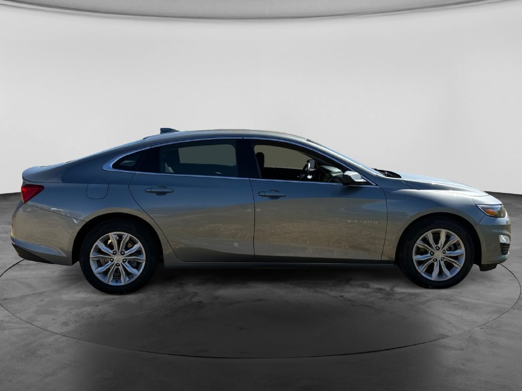 Used 2024 Chevrolet Malibu LT FWD image 11
