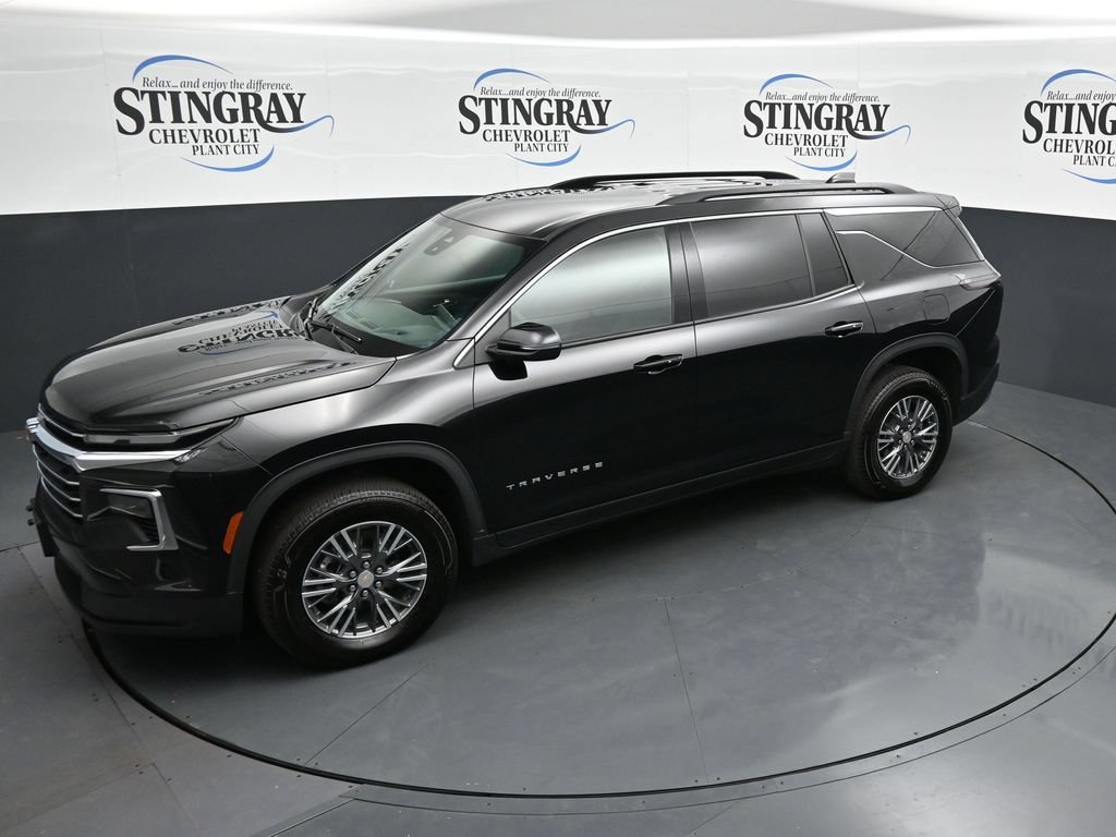 Used 2026 Chevrolet Traverse LT AWD/4WD image 11