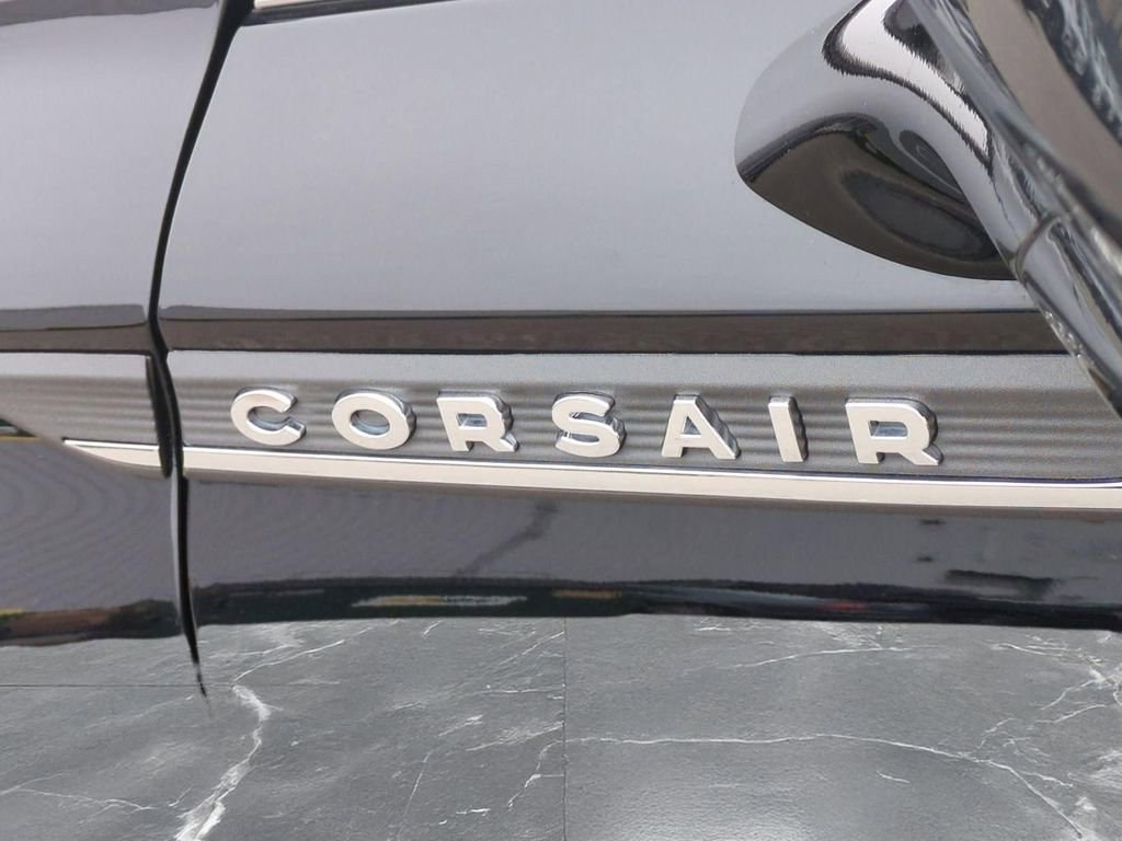 Certified 2021 Lincoln Corsair AWD image 10