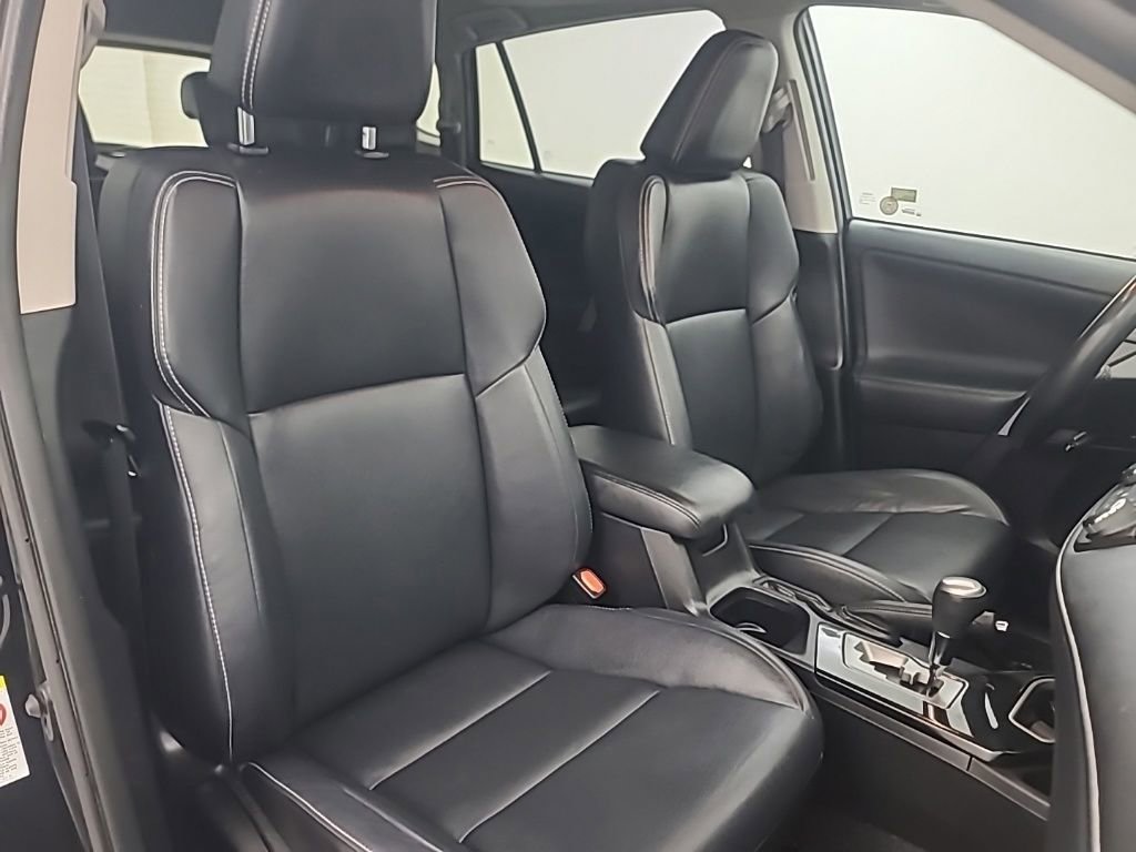 Used 2016 Toyota RAV4 Limited image 16