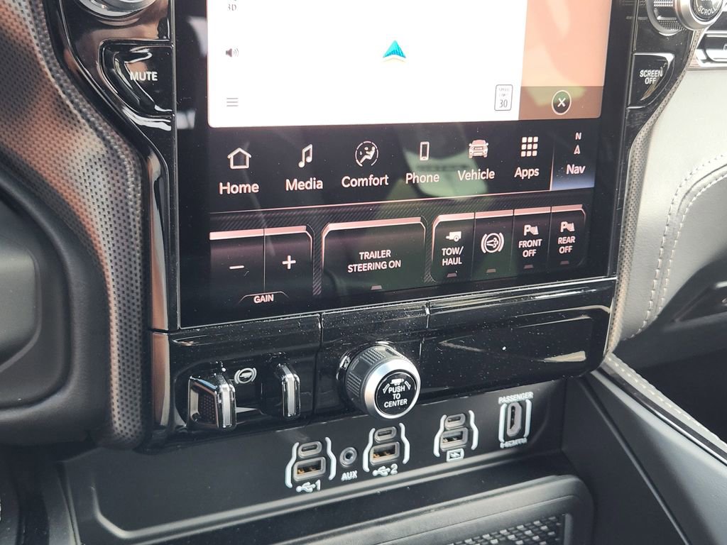 New 2026 RAM 2500 Limited AWD/4WD image 14