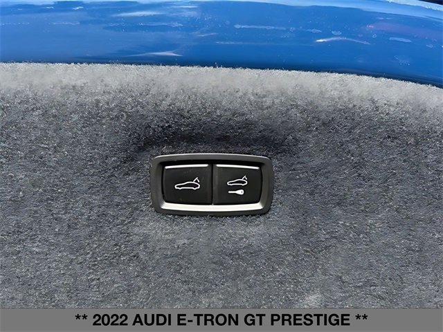 Used 2022 Audi e-tron GT Prestige image 15