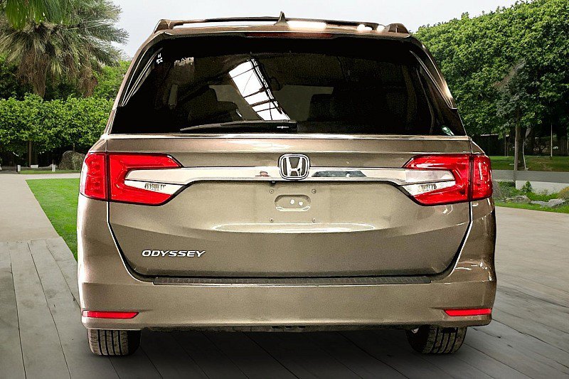 Used 2019 Honda Odyssey EX image 3