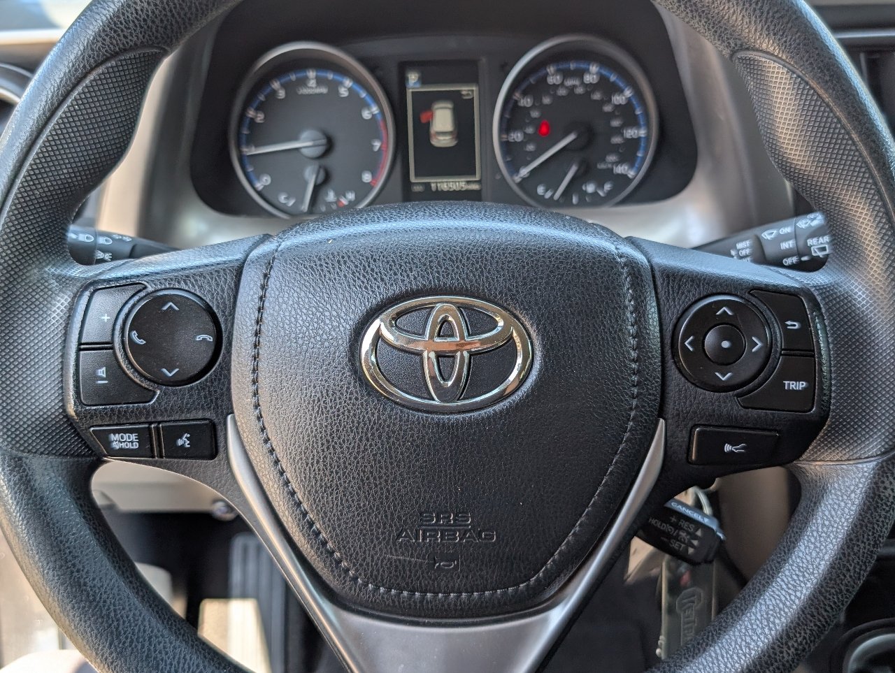 Used 2017 Toyota RAV4 LE w/ Carpet Mat Package FWD image 18