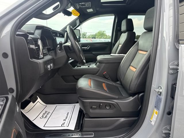 Used 2025 GMC Sierra 2500 AT4 w/ AT4 Premium Plus Package AWD/4WD image 16