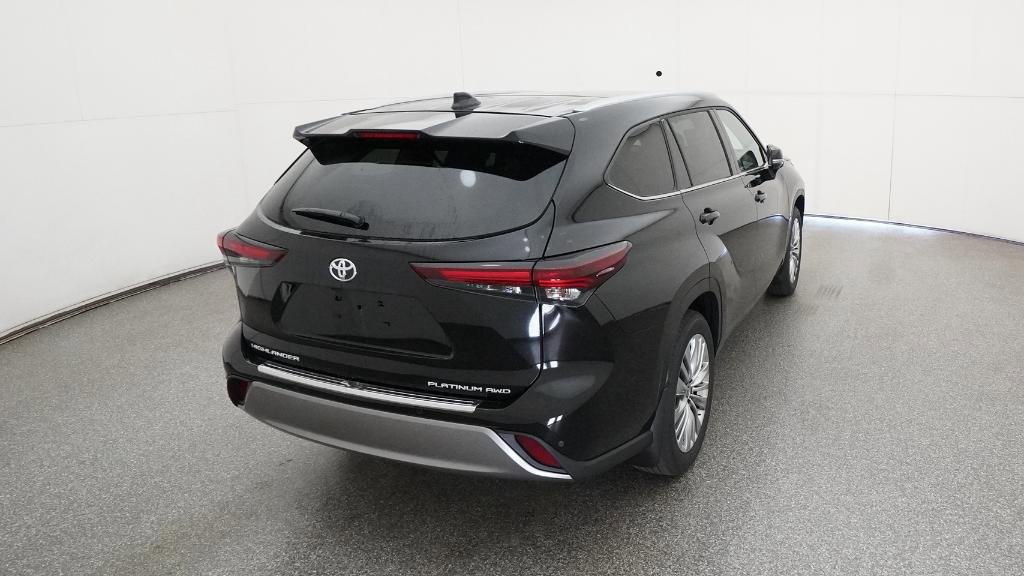 New 2026 Toyota Highlander Platinum AWD/4WD image 19