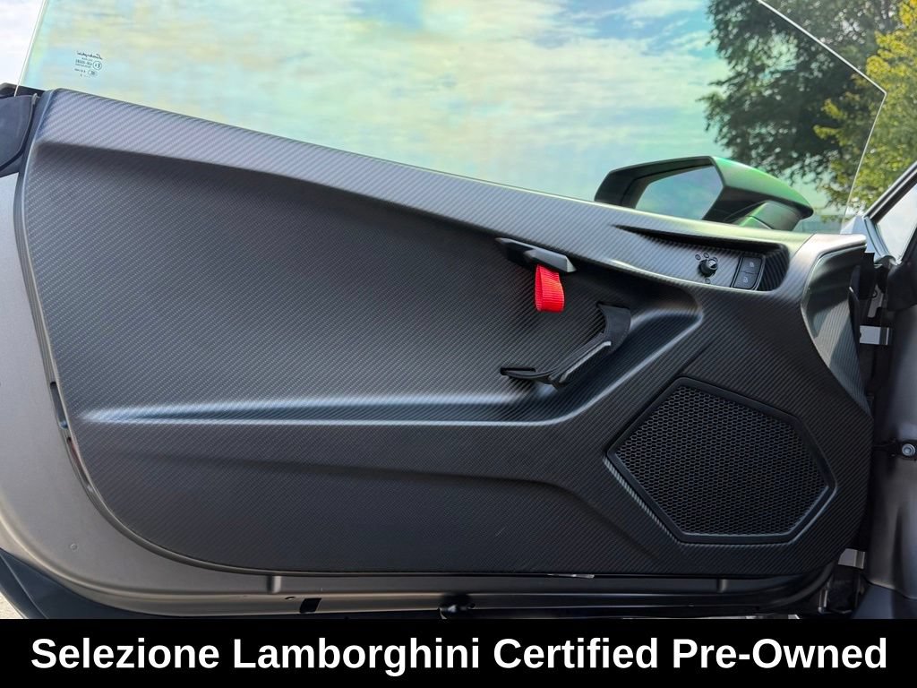 Used 2023 Lamborghini Huracan Tecnica RWD image 26