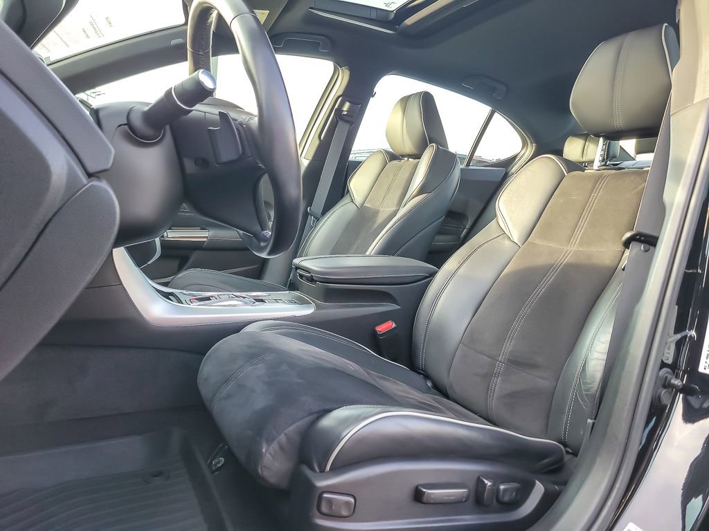 Used 2018 Acura TLX V6 w/ Technology & A-SPEC Pkg AWD/4WD image 6
