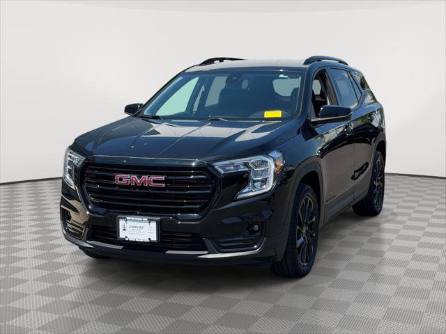 Used 2023 GMC Terrain SLT w/ Elevation Edition AWD/4WD image 3