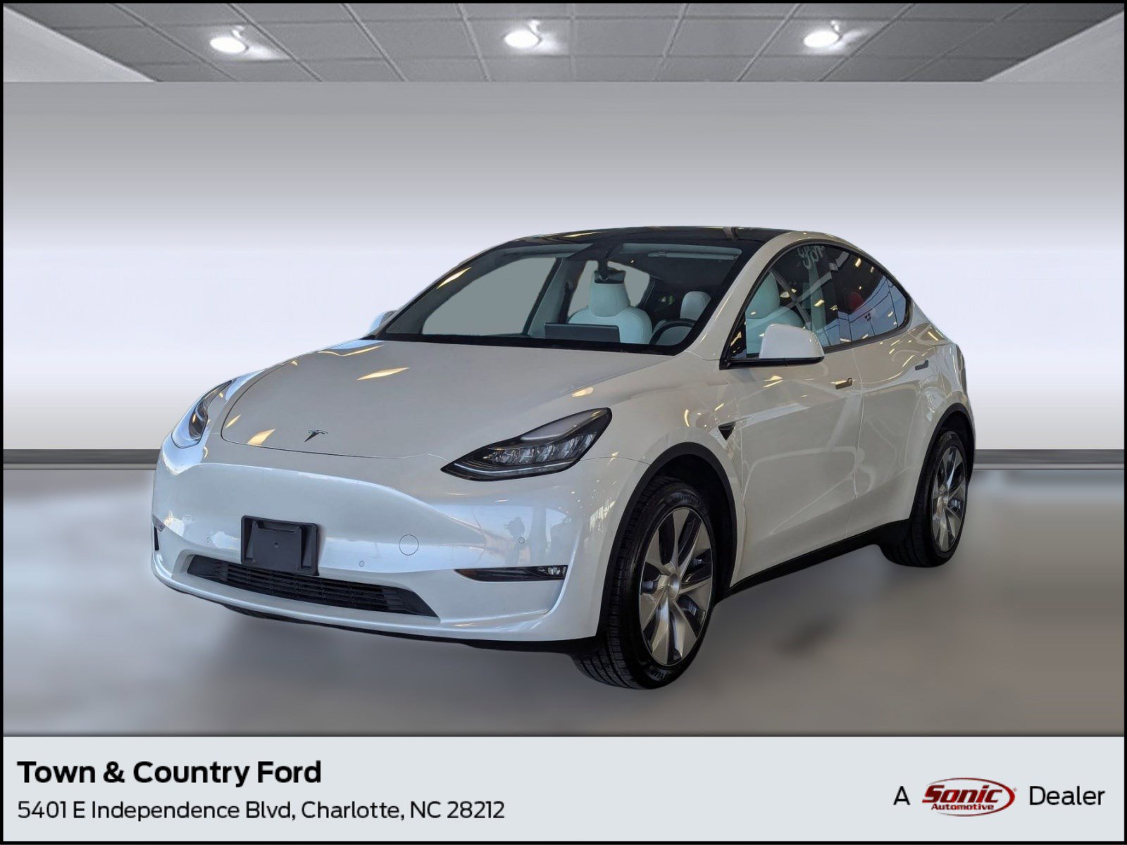 Used 2021 Tesla Model Y Long Range image 1