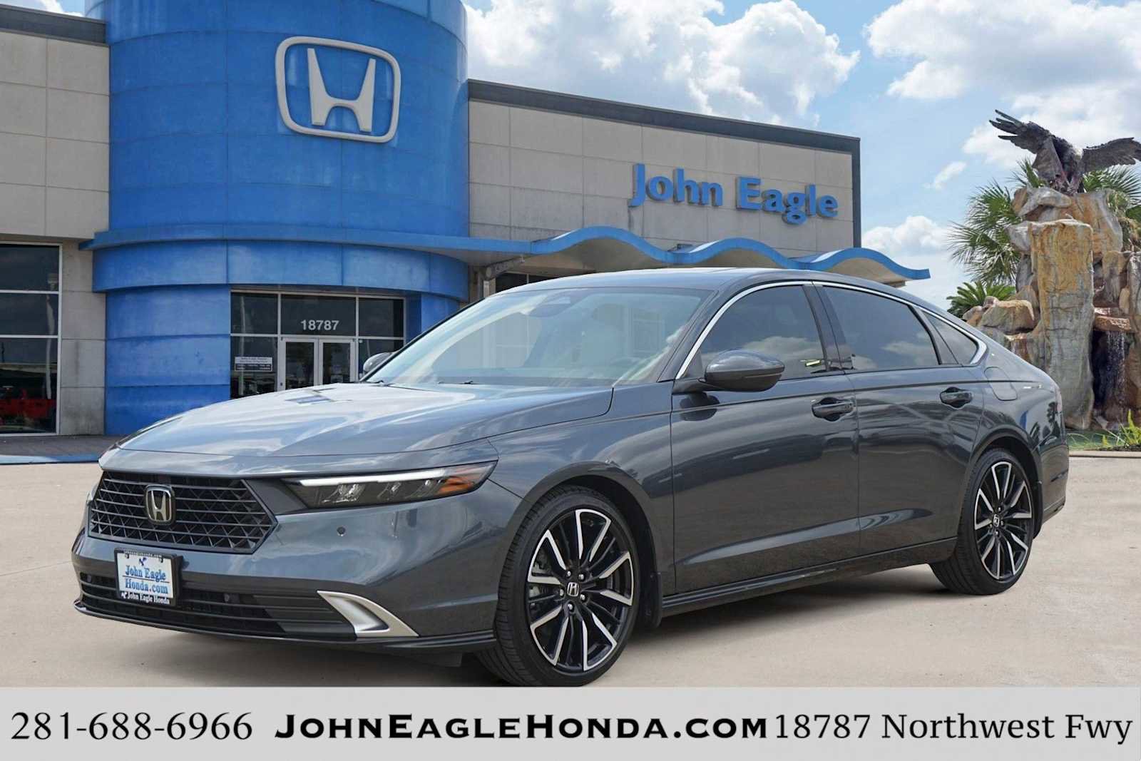 Used 2025 Honda Accord Touring image 1