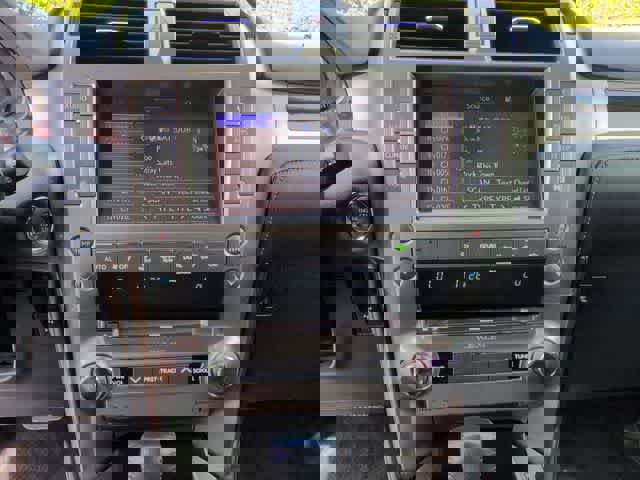 Used 2015 Lexus GX 460 w/ Navigation Package AWD/4WD image 29