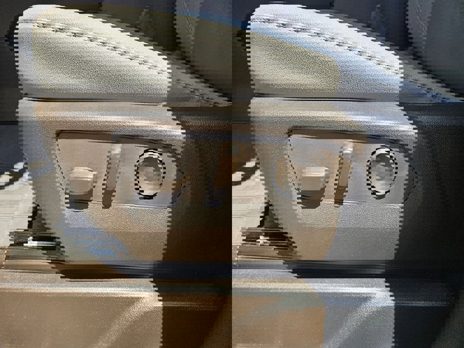 Used 2023 Chevrolet Tahoe Z71 w/ Luxury Package image 23