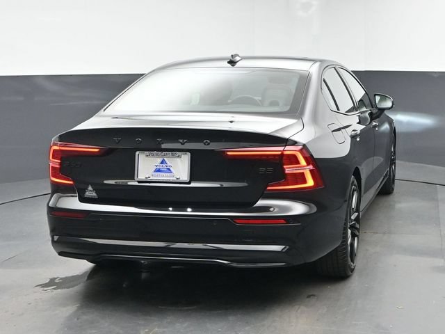 Used 2024 Volvo S60 B5 Plus w/ Climate Package FWD image 8