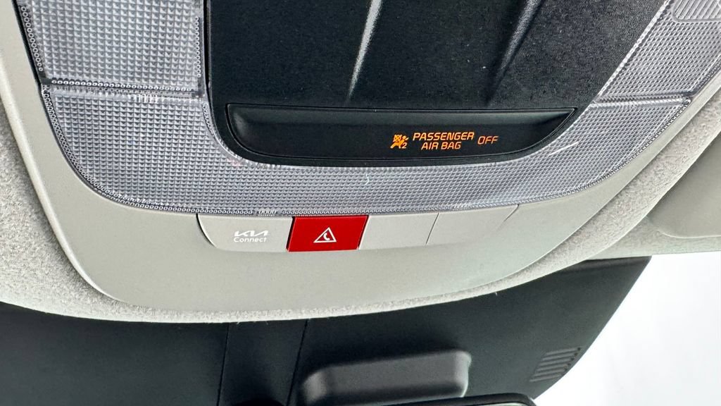 New 2026 Kia Niro EX FWD image 30