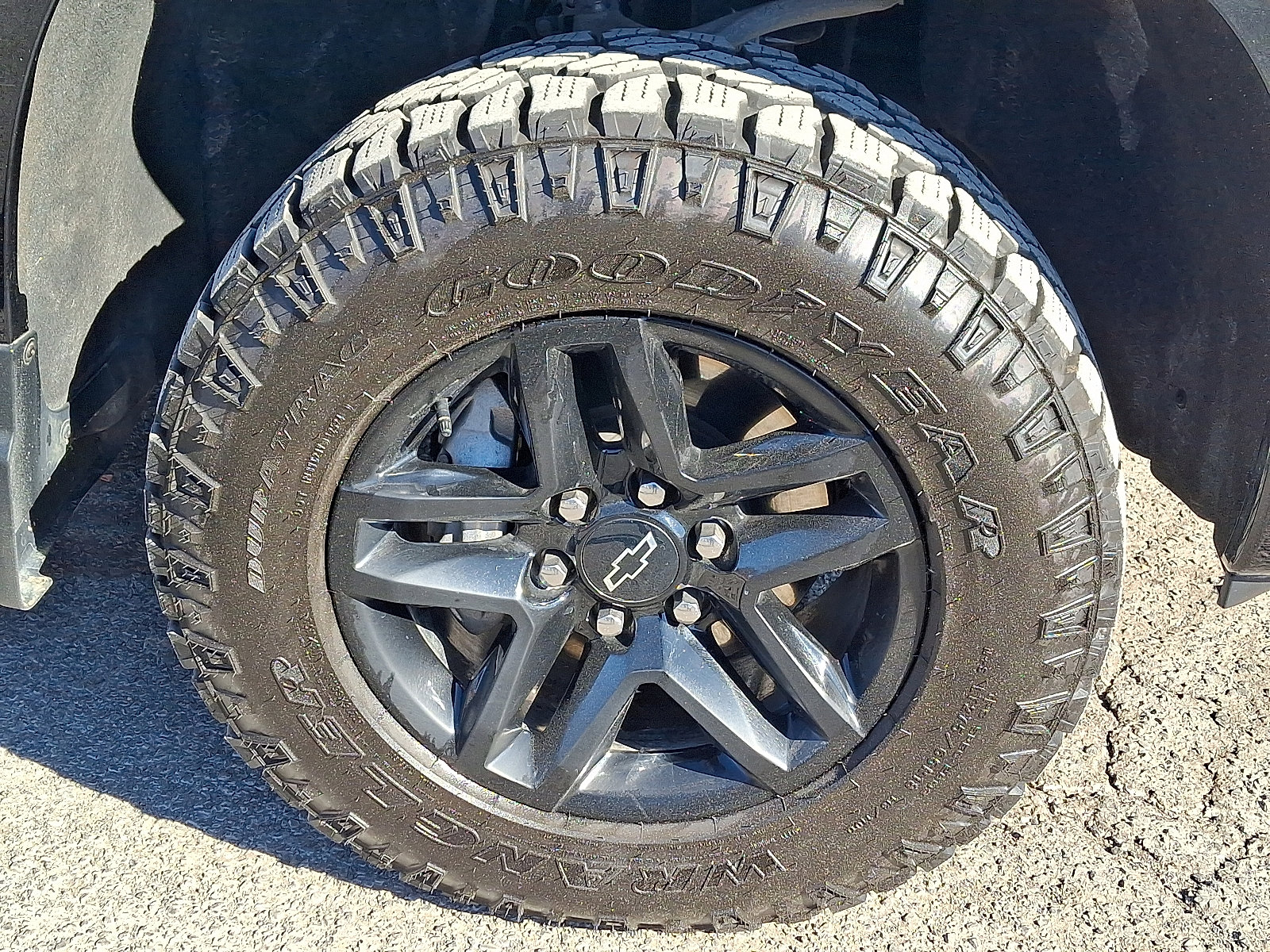 Used 2023 Chevrolet Silverado 1500 LT Trail Boss w/ Protection Package image 9