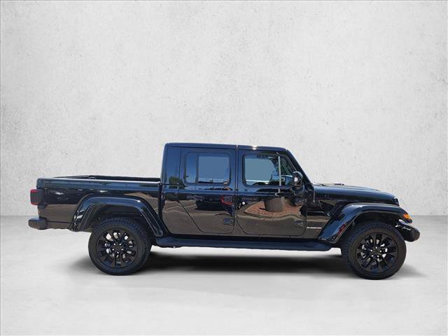 Used 2022 Jeep Gladiator Overland AWD/4WD image 4