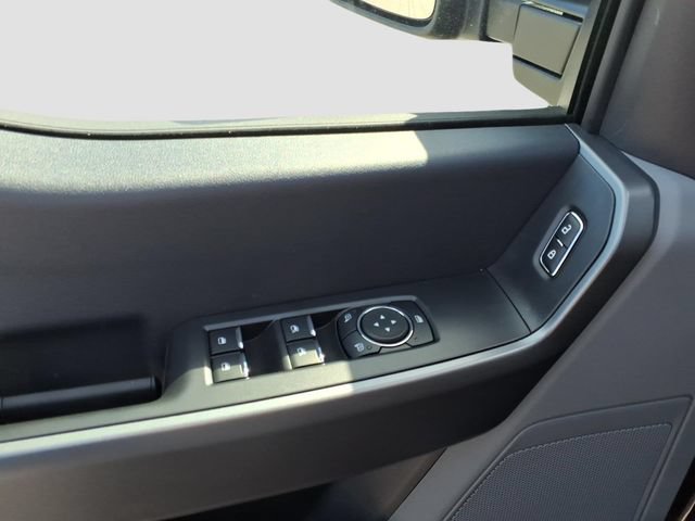 New 2026 Ford F250 XL w/ STX Appearance Package AWD/4WD image 8