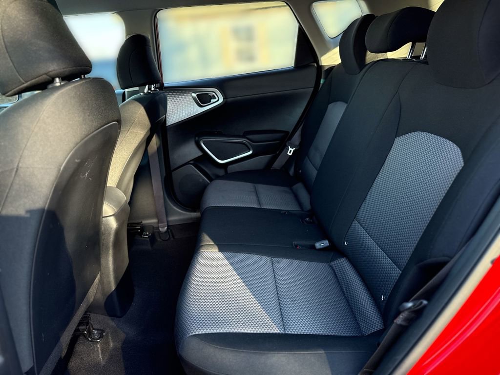Used 2022 Kia Soul LX w/ Technology Package image 23
