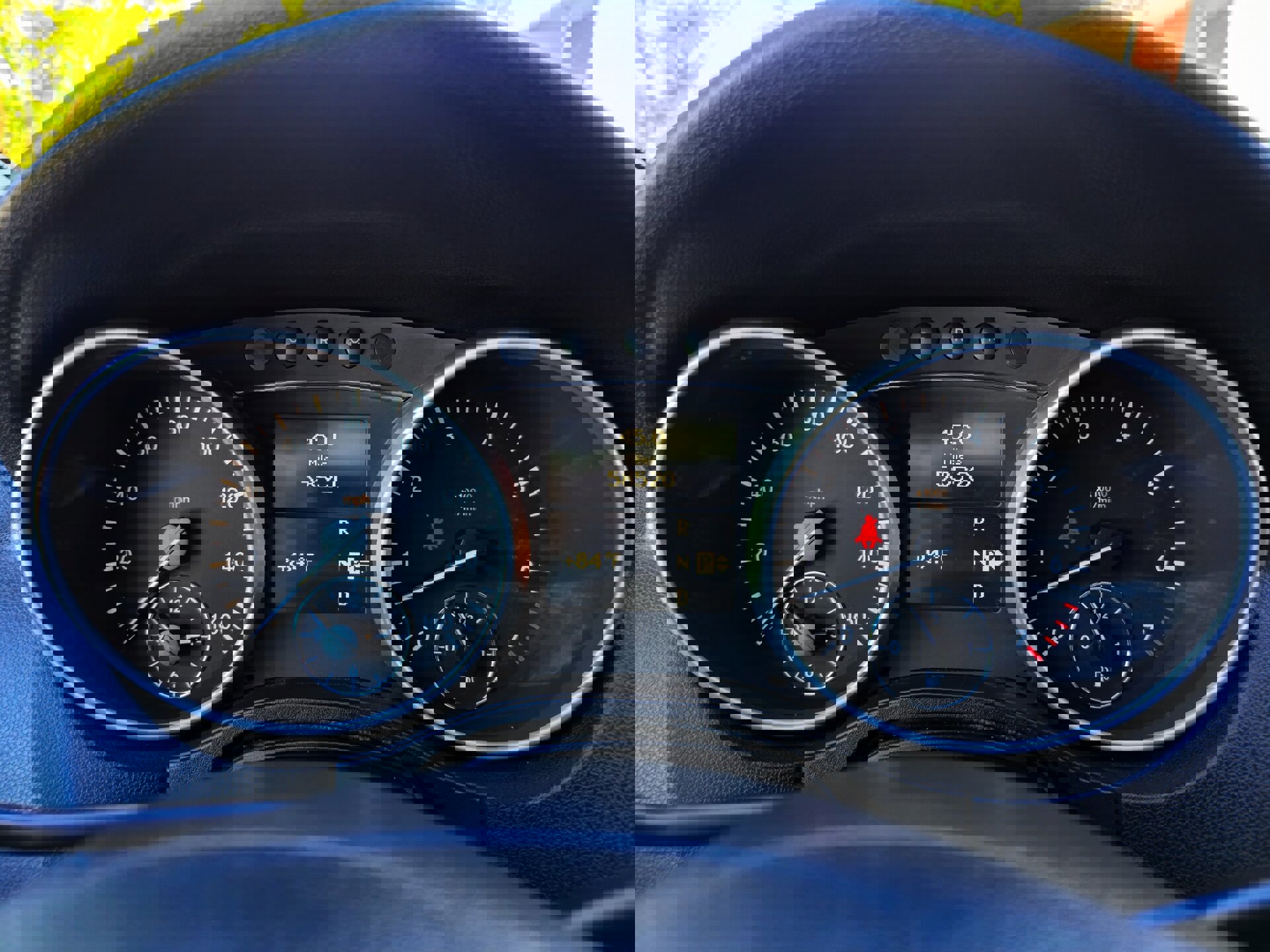 Used 2010 Mercedes-Benz ML 350 2WD image 19