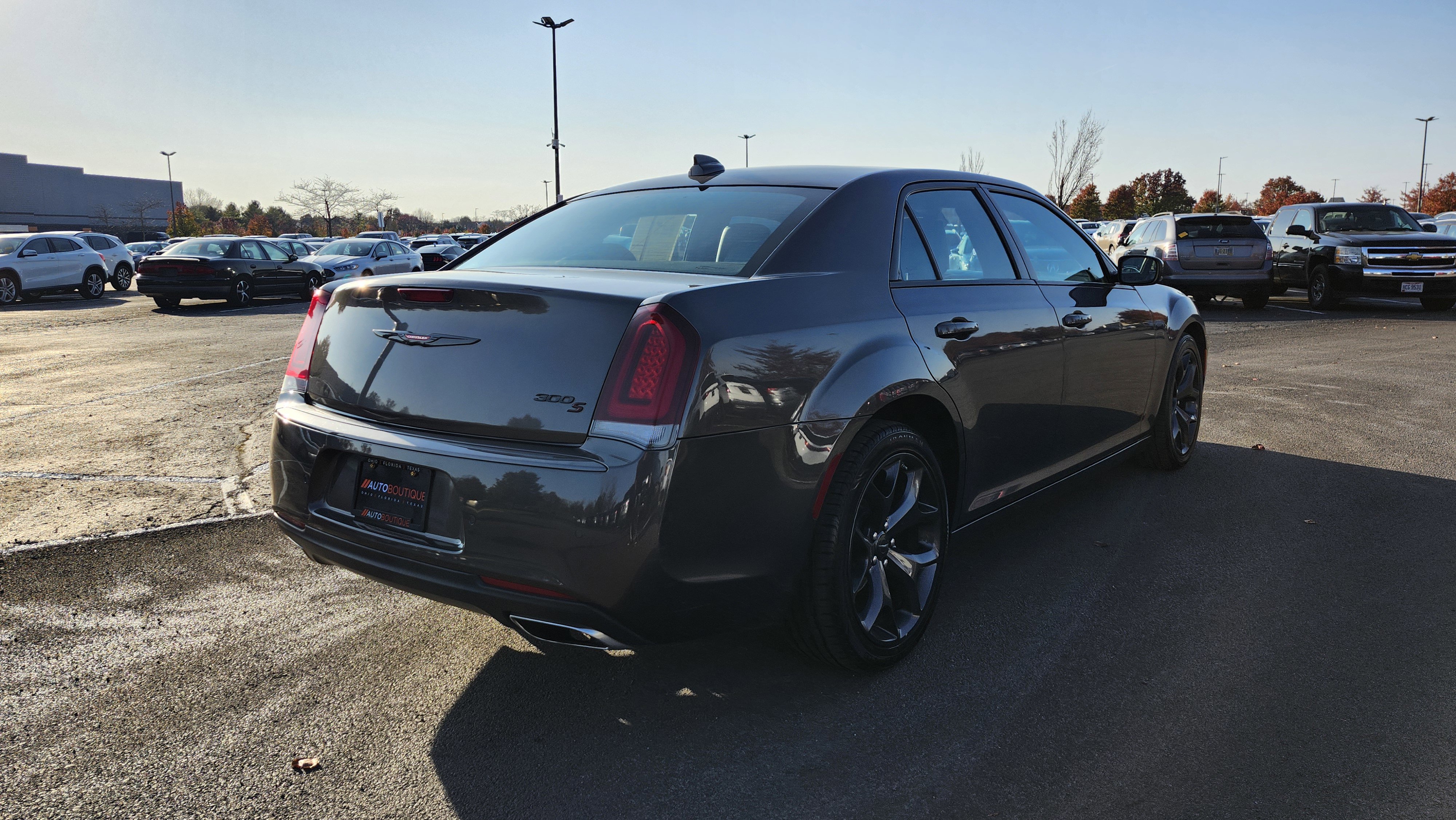 Used 2023 Chrysler 300 S image 17