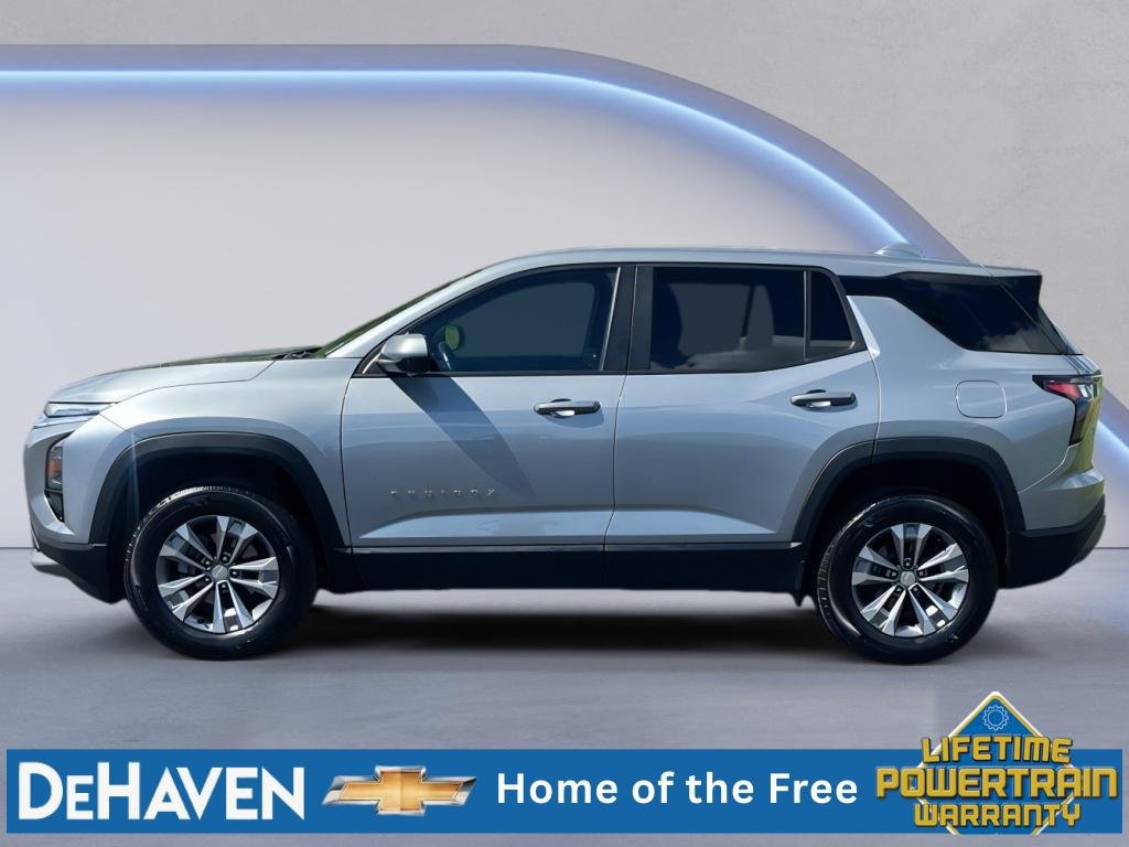 Used 2025 Chevrolet Equinox LT AWD/4WD image 3