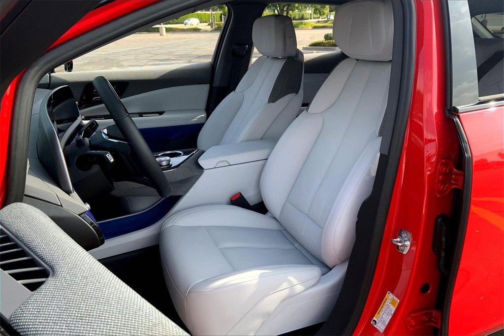 New 2026 Cadillac Optiq Sport 1 image 12