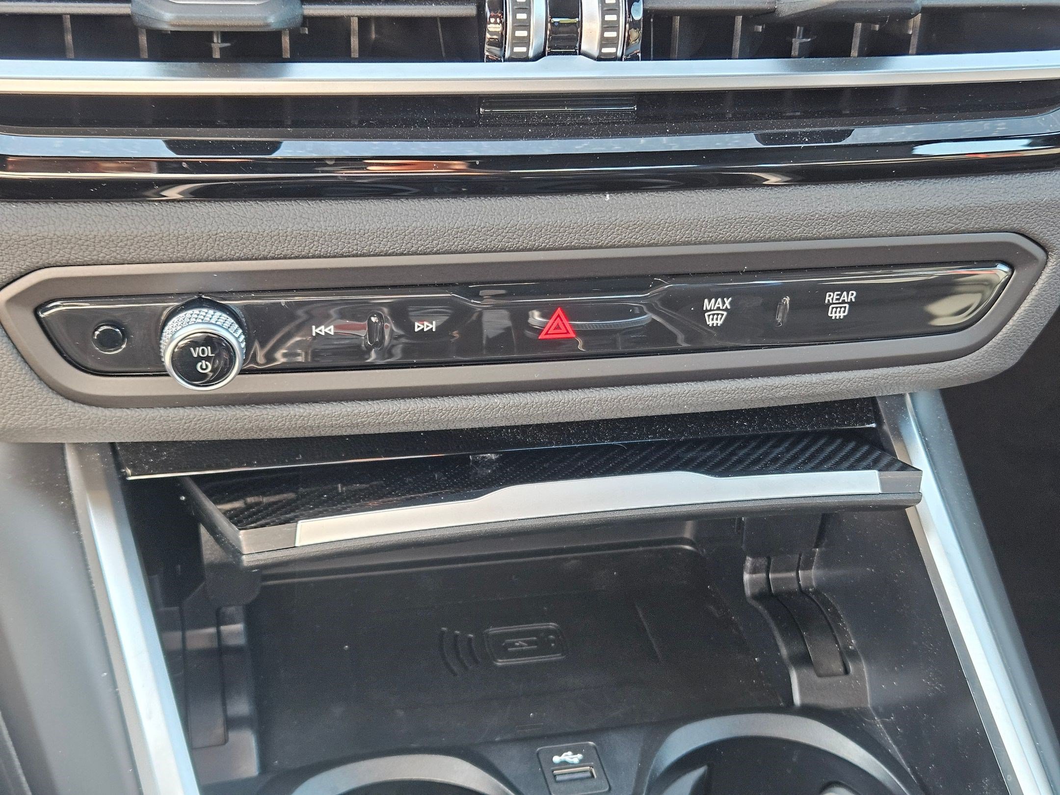Used 2024 BMW M2 w/ Lighting Package RWD image 27