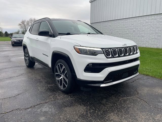 Used 2024 Jeep Compass Limited w/ Elite Group image 1